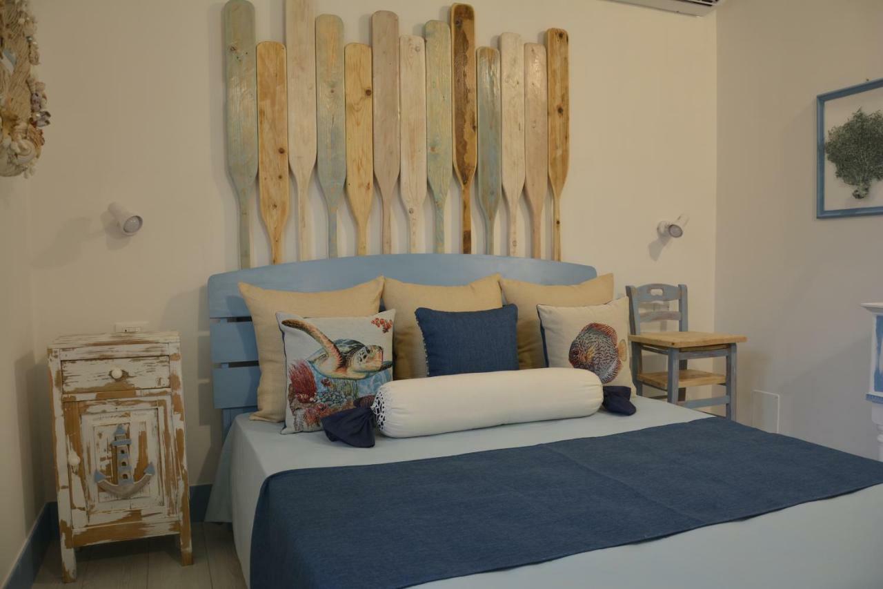 La Casa In Riva Al Mare Villa Augusta Bagian luar foto